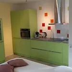 לינה וארוחת בוקר Biesboschbest
